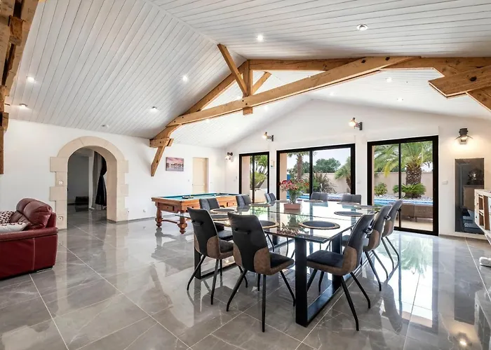 Boyard - Pour 10 Avec Piscine Privee Et Jacuzzi *