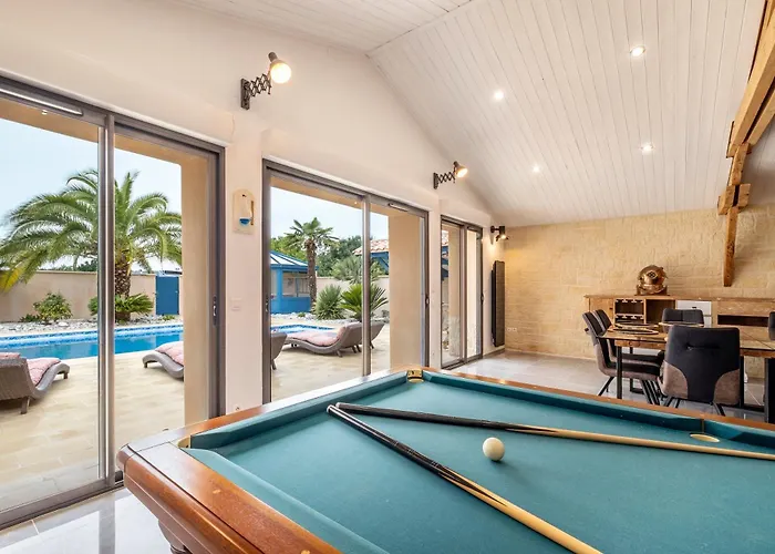 Boyard - Pour 10 Avec Piscine Privee Et Jacuzzi 度假居 Saint-Nazaire-sur-Charente